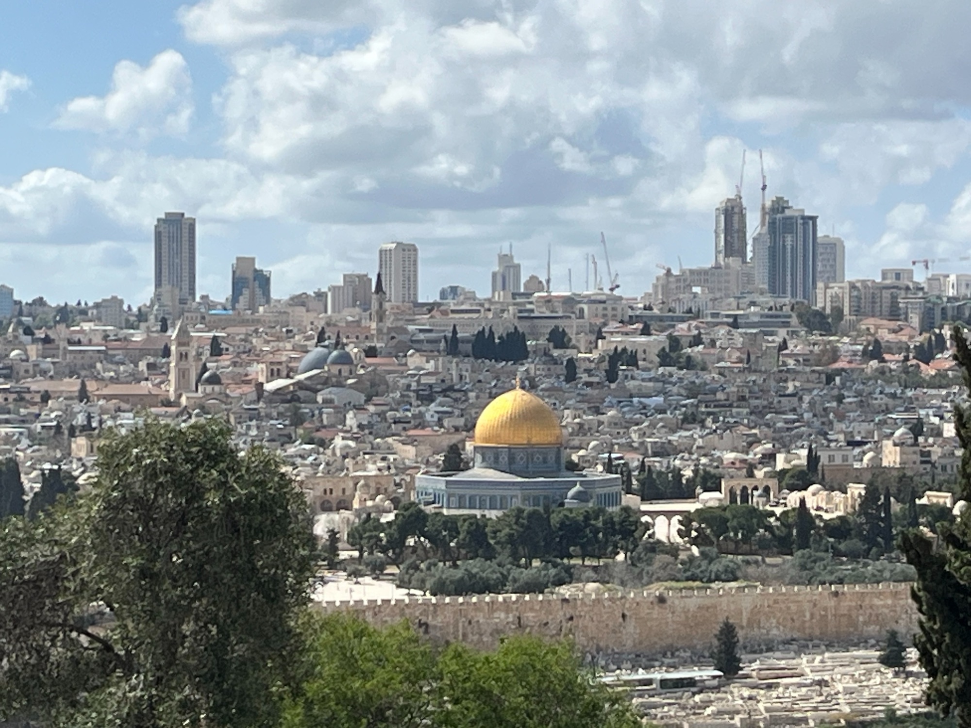 イスラエルから